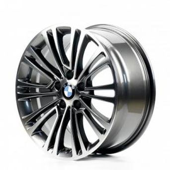 Replica BMW (B917/1) 8x18 5x120 ET30 DIA72,6 (MG)