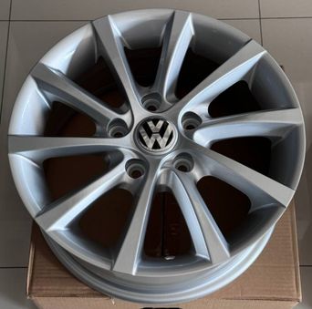 Replica Volkswagen (VV206) 7x16 5x120 ET45 DIA65,1 (silver)